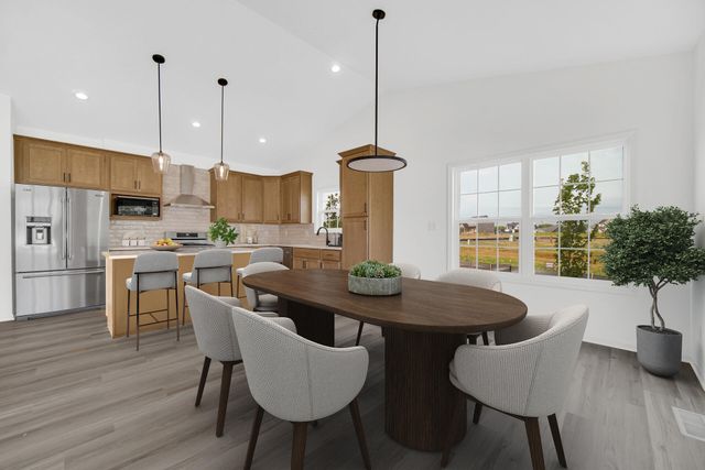 2316 Redwood Lane, Chesterton, IN 46304