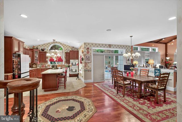 7 WOODS, Wyomissing, PA 19610