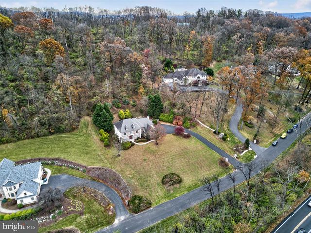 7 WOODS, Wyomissing, PA 19610