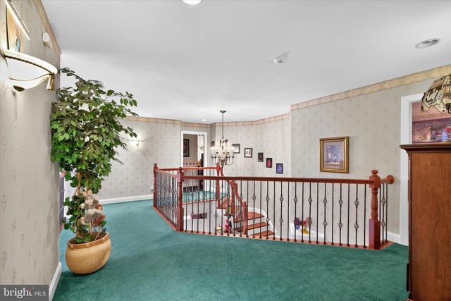 7 WOODS, Wyomissing, PA 19610