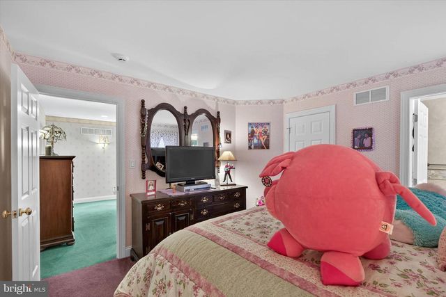 7 WOODS, Wyomissing, PA 19610