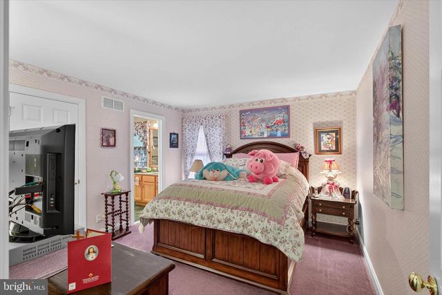 7 WOODS, Wyomissing, PA 19610