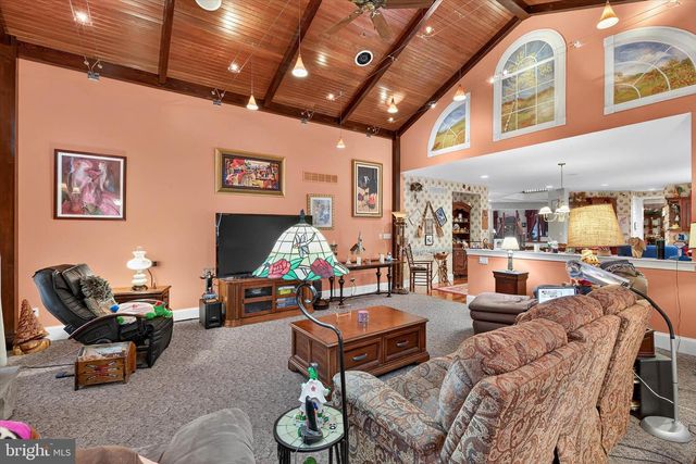 7 WOODS, Wyomissing, PA 19610