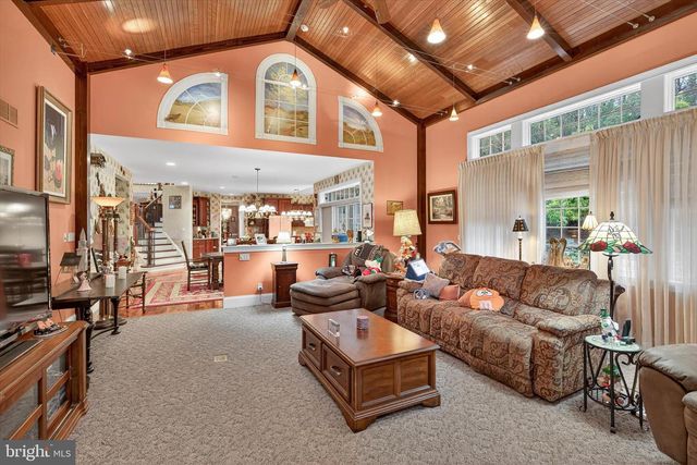 7 WOODS, Wyomissing, PA 19610