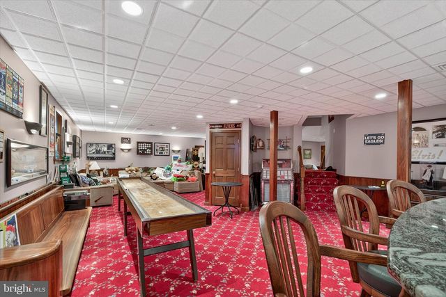 7 WOODS, Wyomissing, PA 19610