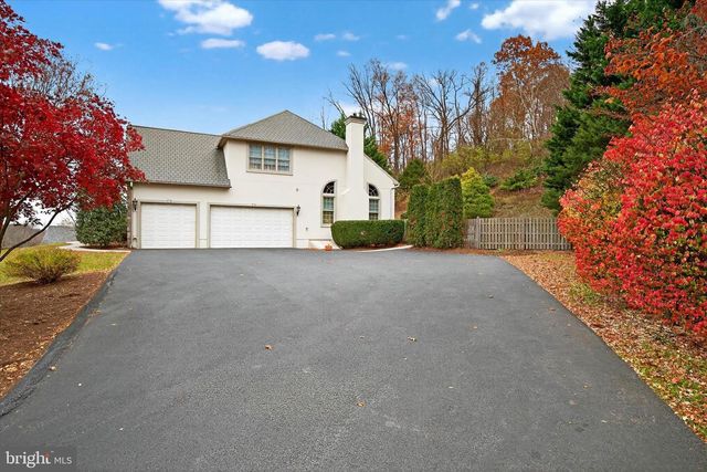 7 WOODS, Wyomissing, PA 19610