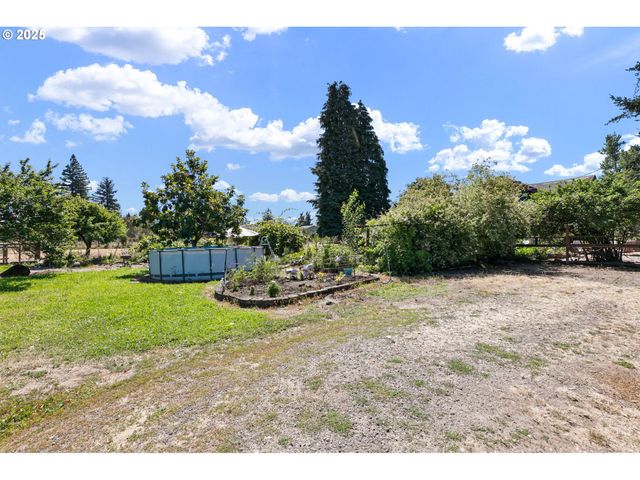 5320 ROYAL Ave, Eugene, OR 97402