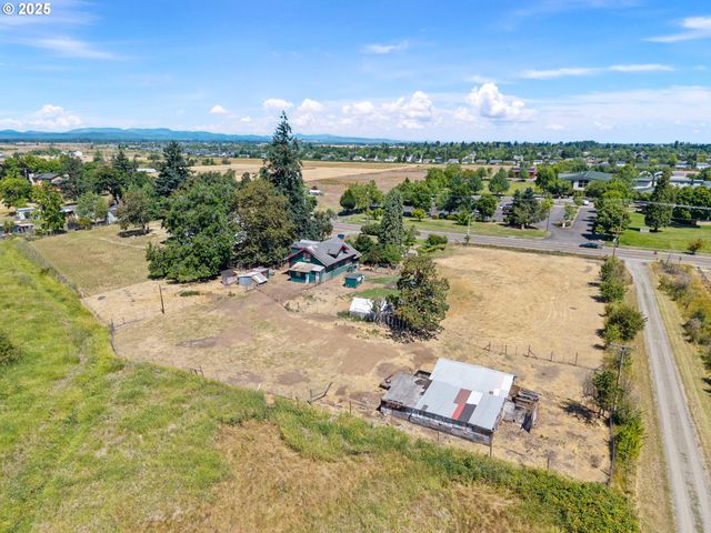 5320 ROYAL Ave, Eugene, OR 97402