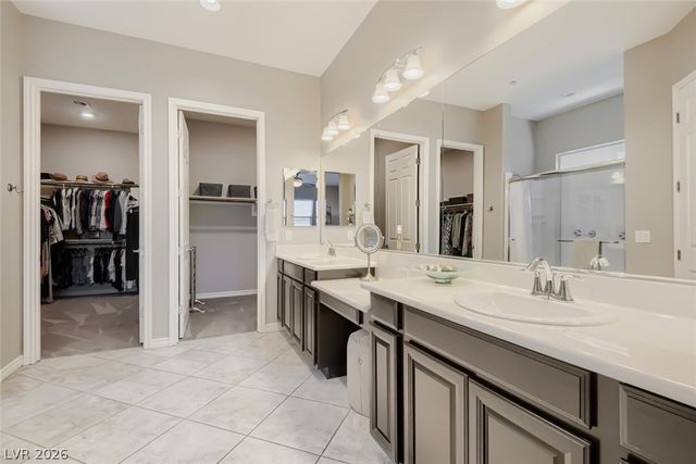 492 Heritage Bridge Avenue, Henderson, NV 89011