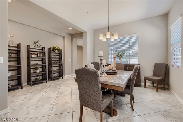 492 Heritage Bridge Avenue, Henderson, NV 89011