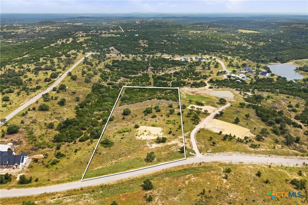 195 Lilly Belle Way, Johnson City, TX 78636