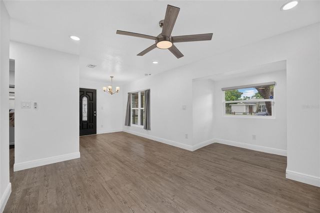 10004 N 25TH STREET, Tampa, FL 33612