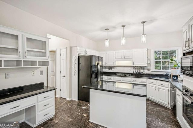 3401 Longfield Drive, Snellville, GA 30039