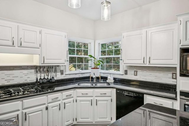 3401 Longfield Drive, Snellville, GA 30039