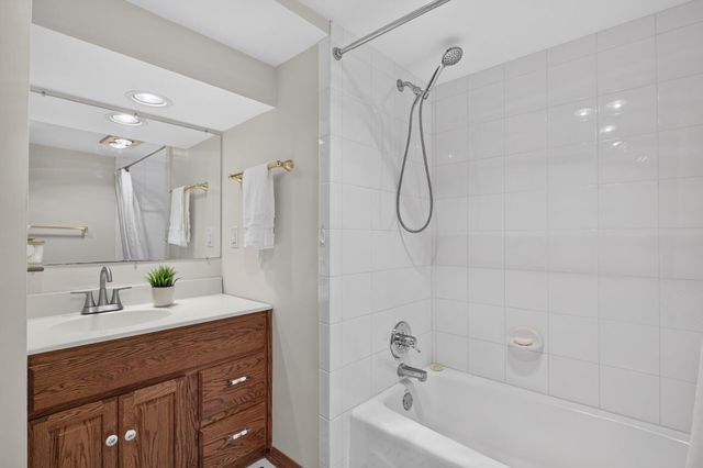 6221 Thomas Avenue S, Richfield, MN 55423