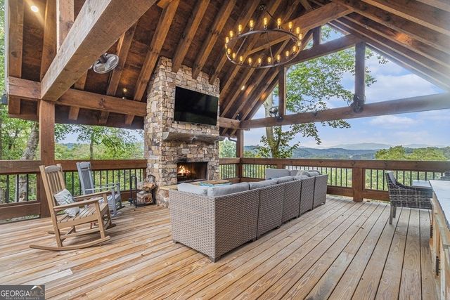 142 Mountain Trace, Ellijay, GA 30540