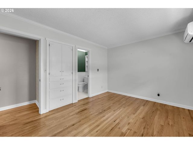 2251 LOUISIANA St, Longview, WA 98632