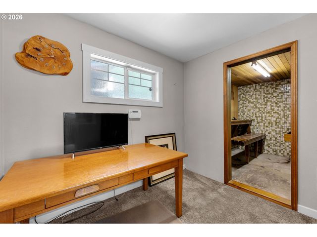 2251 LOUISIANA St, Longview, WA 98632