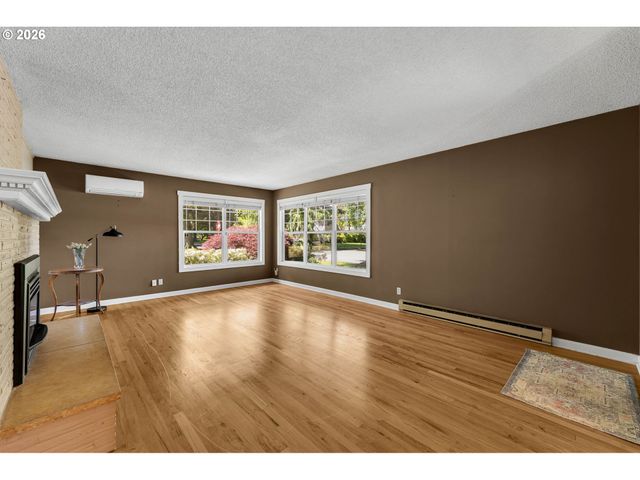 2251 LOUISIANA St, Longview, WA 98632