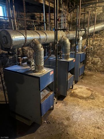 462 15Th Ave, Paterson City, NJ 07504