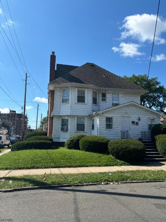 462 15Th Ave, Paterson City, NJ 07504