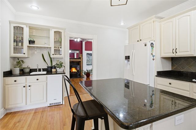 110 S Fairplay Street, Seneca, SC 29678