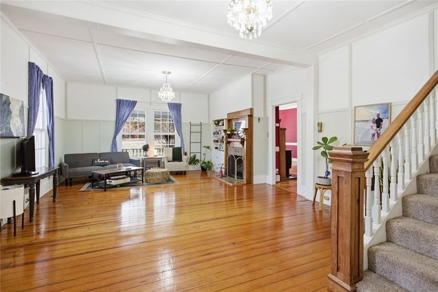 110 S Fairplay Street, Seneca, SC 29678