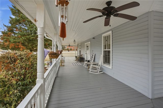 110 S Fairplay Street, Seneca, SC 29678