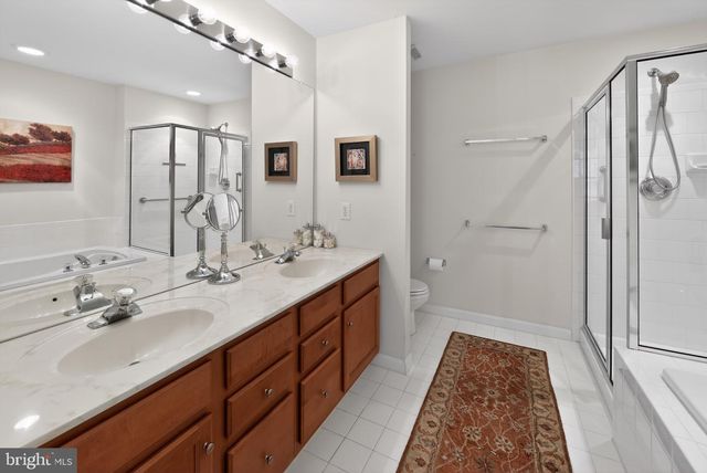 18 REDTAIL CT, West Chester, PA 19382
