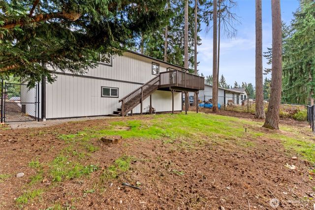 6018 190th Avenue Ct E, Lake Tapps, WA 98391