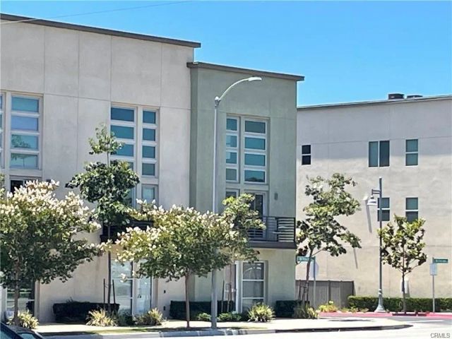 1500 W Artesia Boulevard A, Gardena, CA 90248
