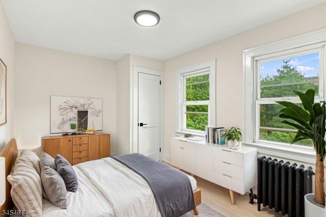 64 E Almira St, Bloomfield Twp., NJ 07003