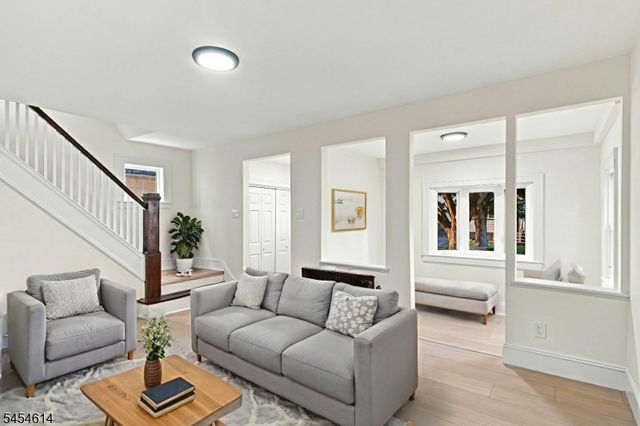 64 E Almira St, Bloomfield Twp., NJ 07003