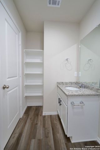 490 Abigail, San Antonio, TX 78253