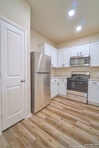 490 Abigail, San Antonio, TX 78253