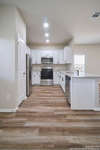 490 Abigail, San Antonio, TX 78253