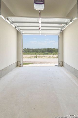 490 Abigail, San Antonio, TX 78253