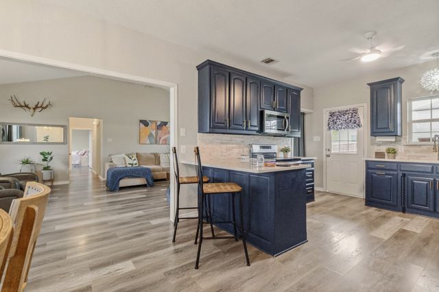 5624 Thoms Court, Fort Worth, TX 76126