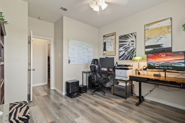 5624 Thoms Court, Fort Worth, TX 76126