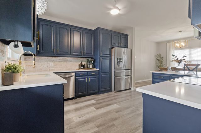 5624 Thoms Court, Fort Worth, TX 76126