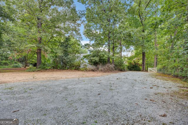1511 Christian Circle SE, Conyers, GA 30013