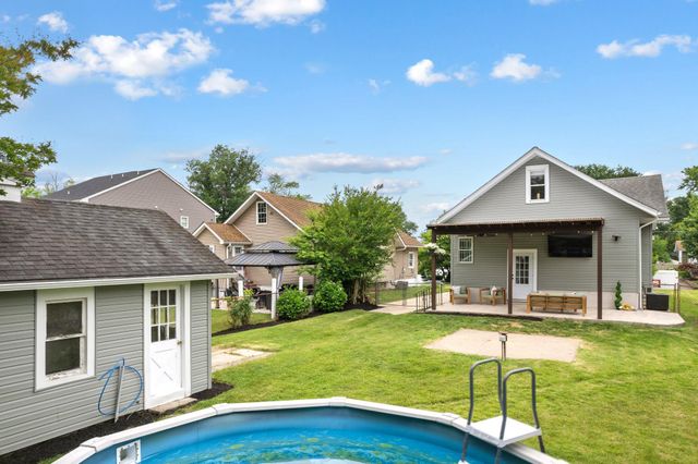 612 W GRAISBURY AVE, Audubon, NJ 08106
