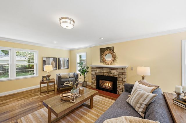 5249 Abbott Avenue S, Minneapolis, MN 55410