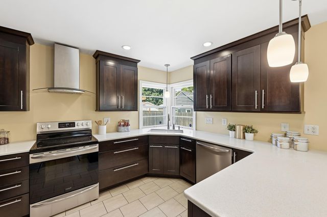 5249 Abbott Avenue S, Minneapolis, MN 55410