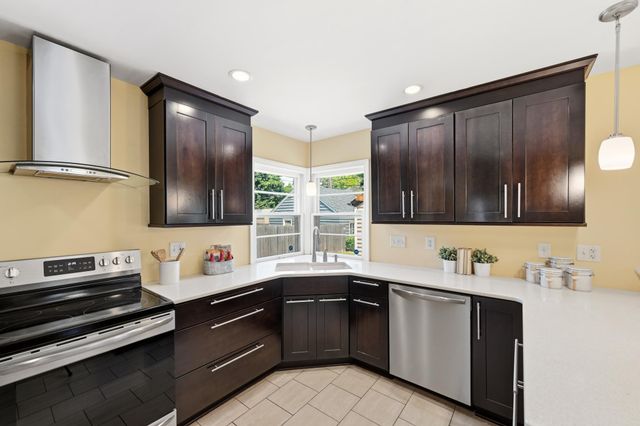 5249 Abbott Avenue S, Minneapolis, MN 55410