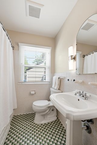 5249 Abbott Avenue S, Minneapolis, MN 55410