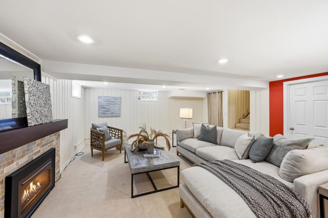 5249 Abbott Avenue S, Minneapolis, MN 55410