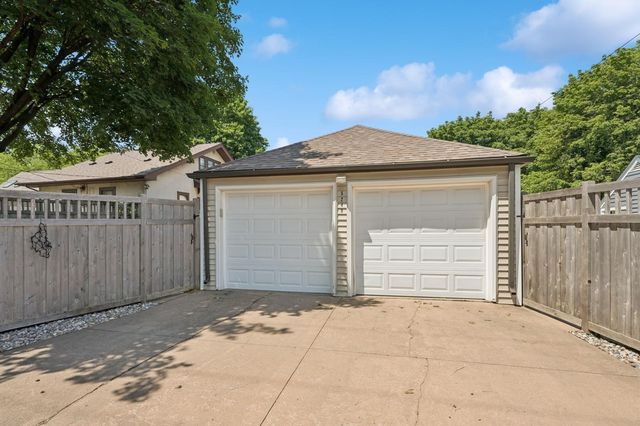 5249 Abbott Avenue S, Minneapolis, MN 55410