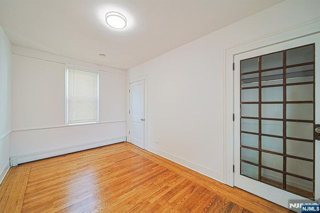 334 Broad Avenue, Ridgefield, NJ 07657