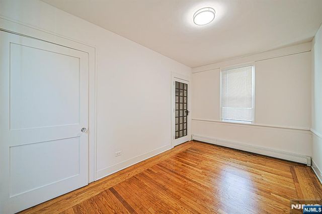 334 Broad Avenue, Ridgefield, NJ 07657